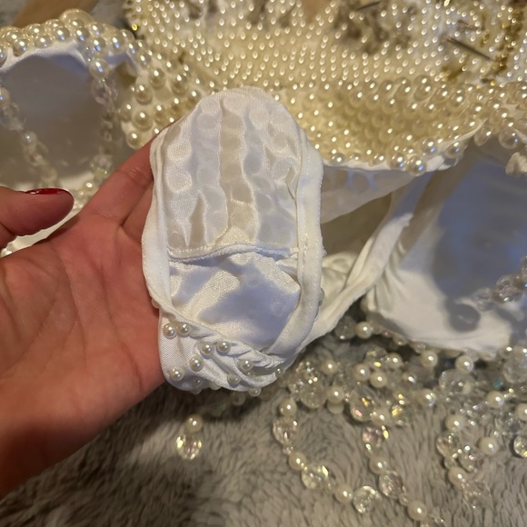 Pearl fashionable body suit, Looks similar to the image of me- Brand New - Picture 10 of 15